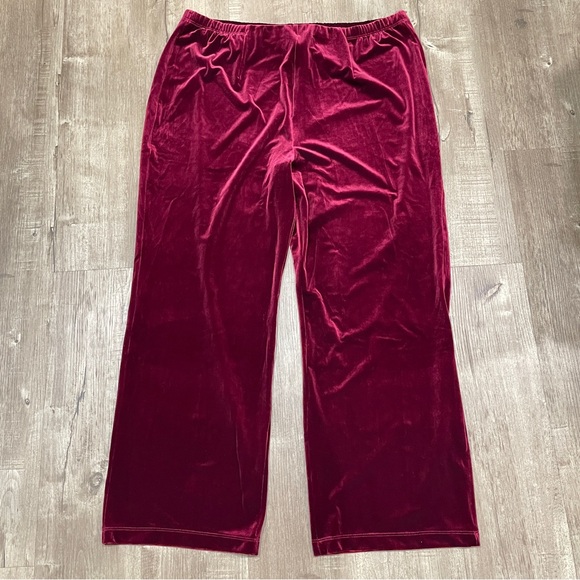 Chico's Pants - NWOT Chico's Burgundy Velvet Wide Leg Pant Size 4R US XXLR Elastic Waist Stretch
